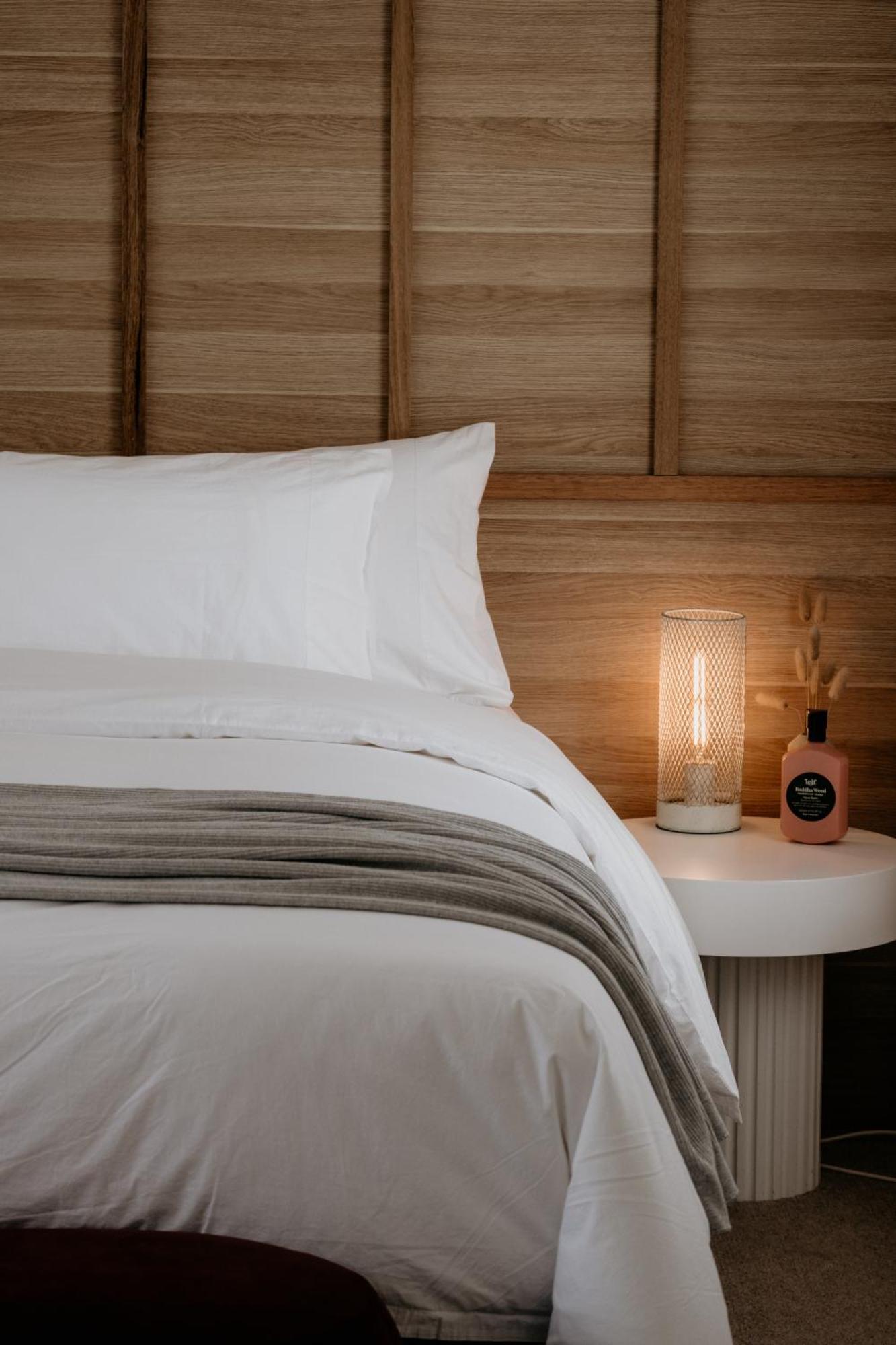 The Oak & Anchor Hotel Port Fairy Bagian luar foto